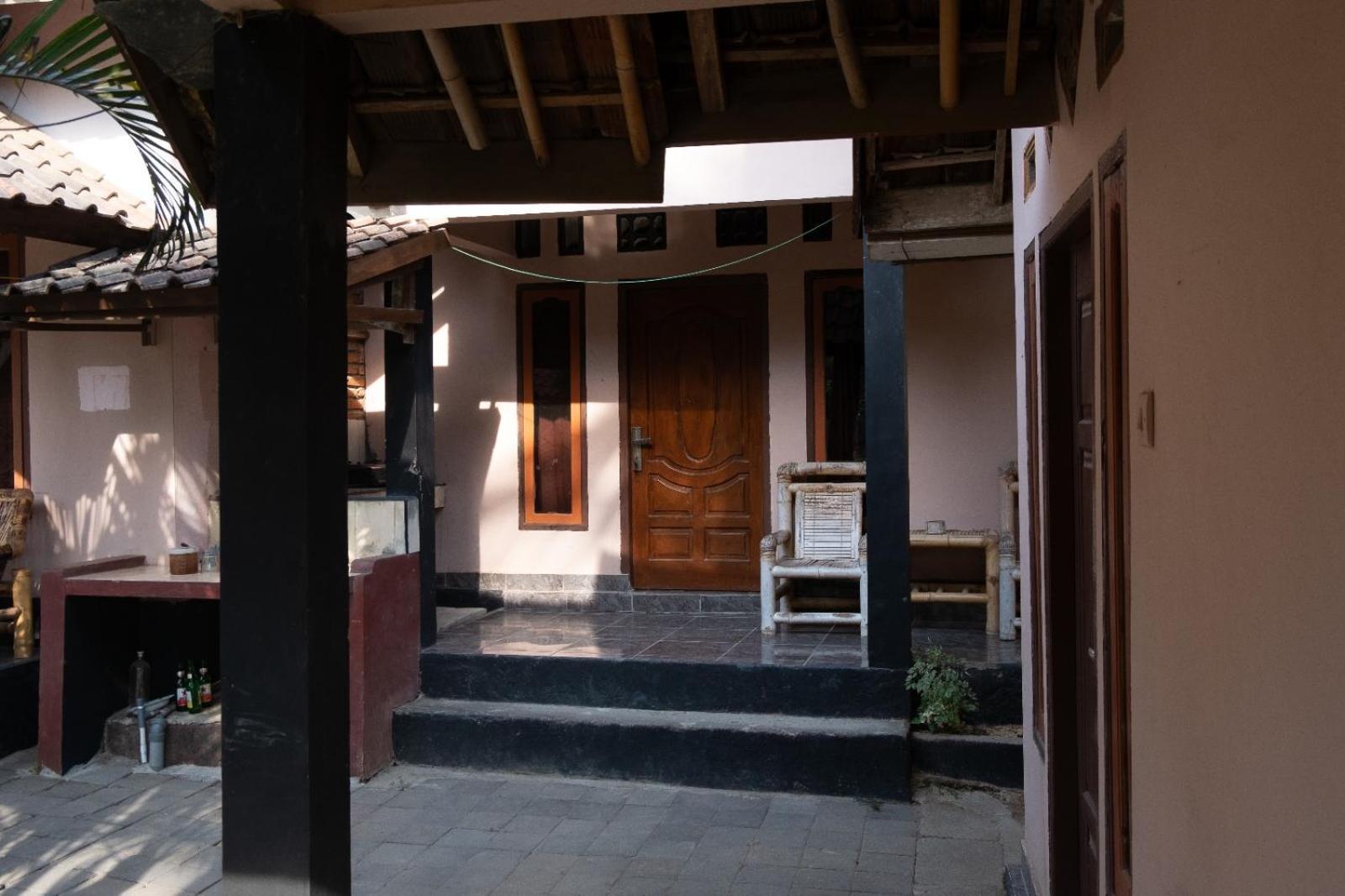 Ramdan Homestay Kuta  외부 사진